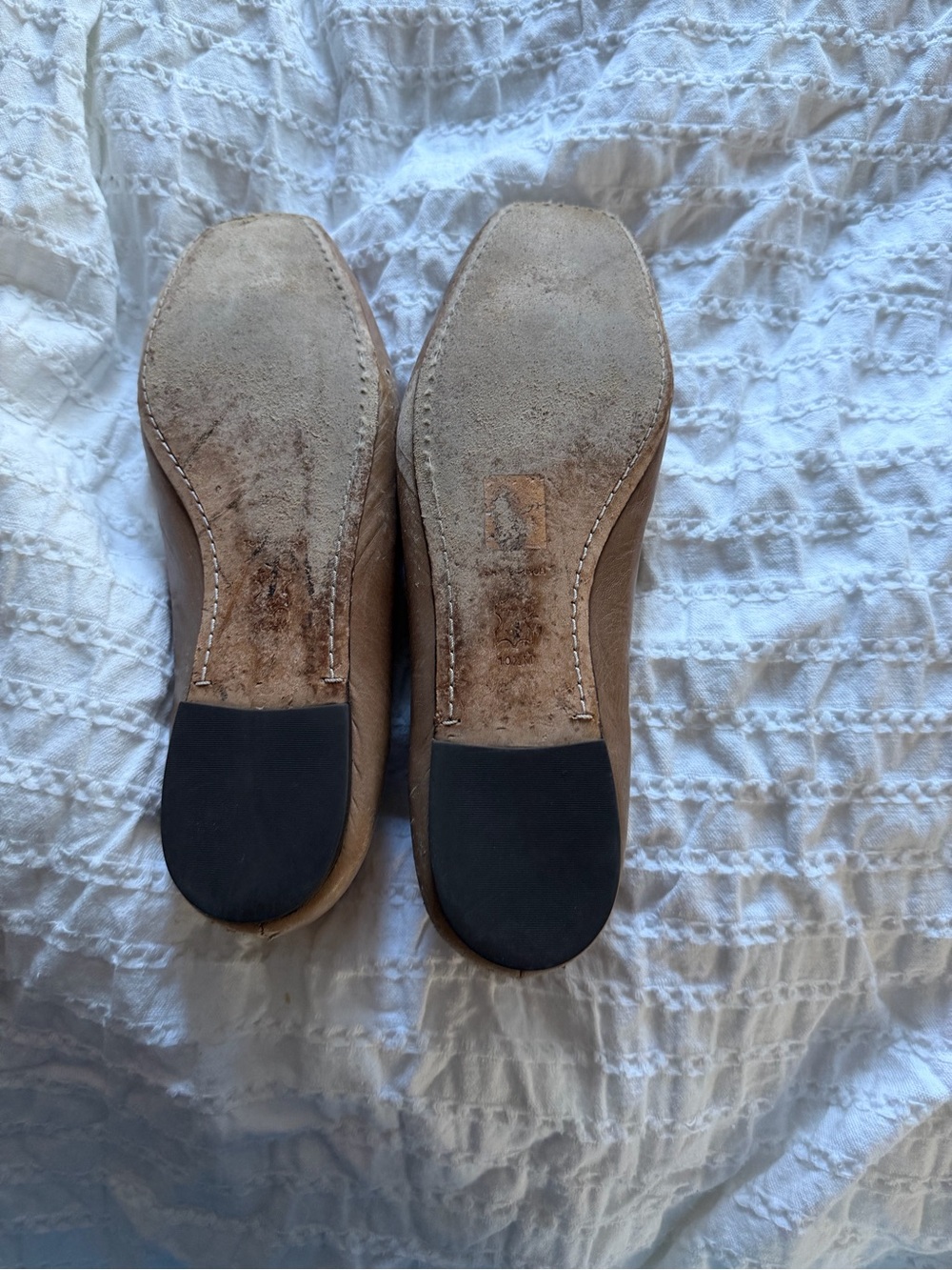 Tory Burch Camel Leather Logo-Embellished Ballet Flats - Picture 2 of 8